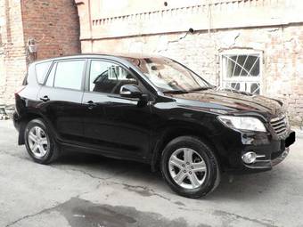2011 Toyota RAV4 Images