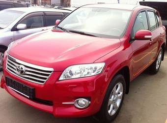 2011 Toyota RAV4 Photos
