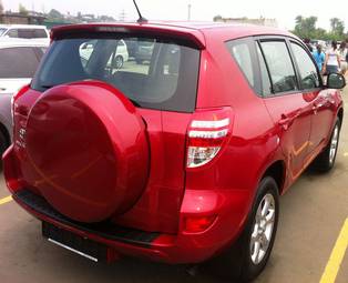 2011 Toyota RAV4 Photos