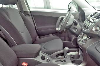 2011 Toyota RAV4 Pictures