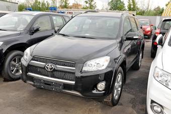 2011 Toyota RAV4 Pictures