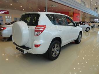 2012 Toyota RAV4 Photos