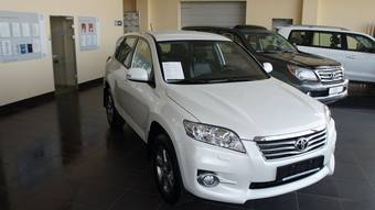 2012 Toyota RAV4 Photos