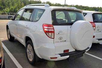 2012 Toyota RAV4 Pictures
