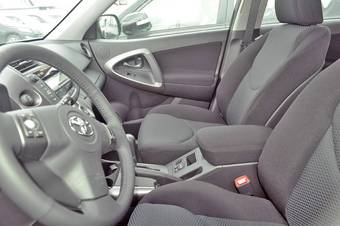 2012 Toyota RAV4 Pictures