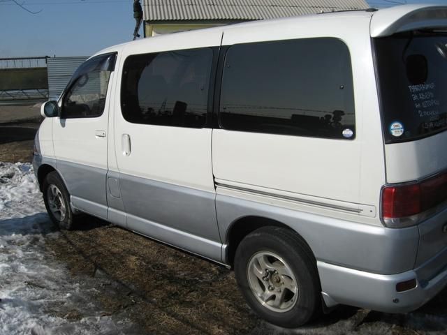 1998 Toyota Regius