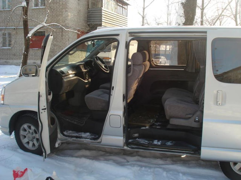 1999 Toyota Regius