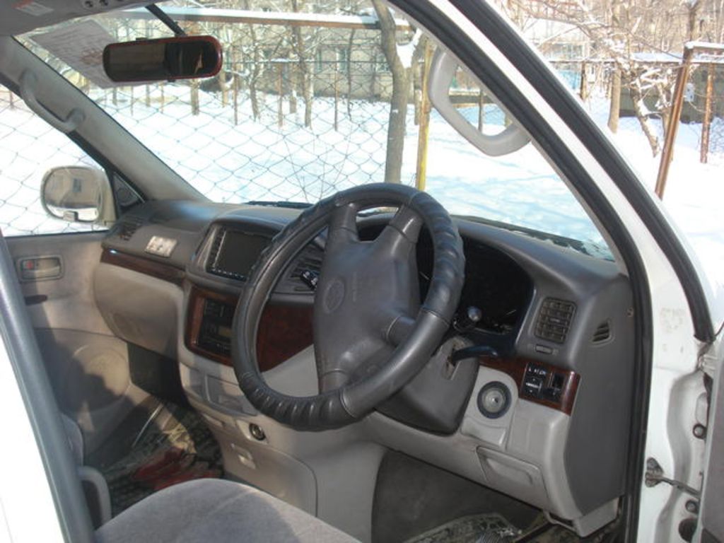 1999 Toyota Regius