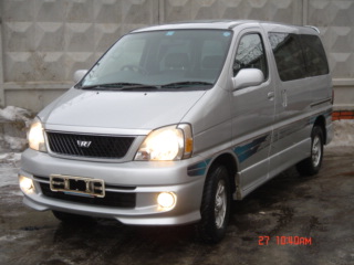 2000 Toyota Regius