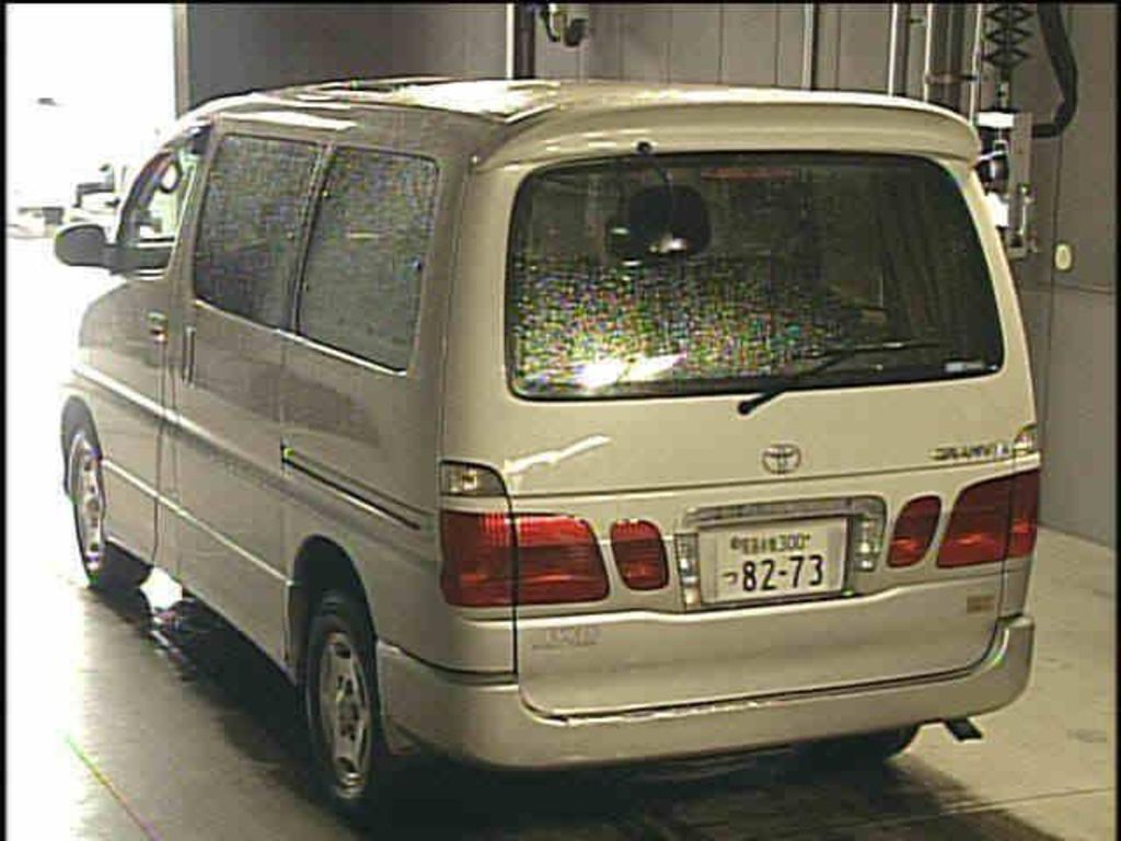 2000 Toyota Regius