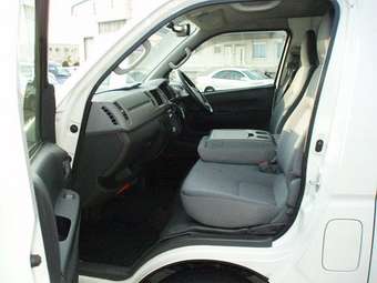 2004 Toyota Regius Ace For Sale