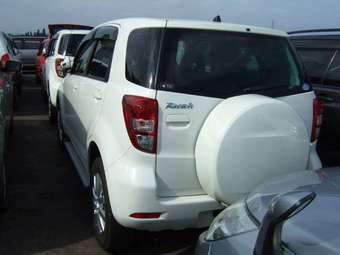 2006 Toyota Rush Pictures