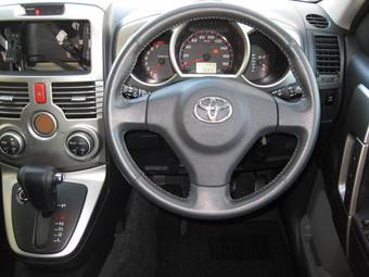 2006 Toyota Rush Photos