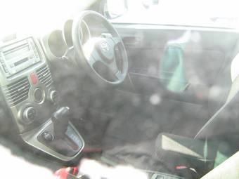 2006 Toyota Rush Images