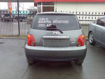 2003 Toyota Scion Images