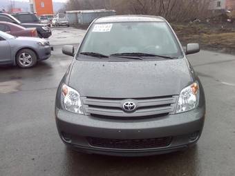 2003 Toyota Scion Pics
