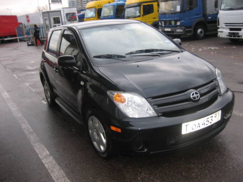 2004 Toyota Scion