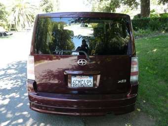 2005 Toyota Scion Images