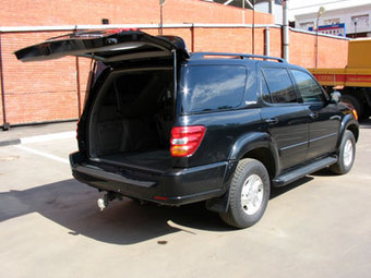 2001 Toyota Sequoia Images