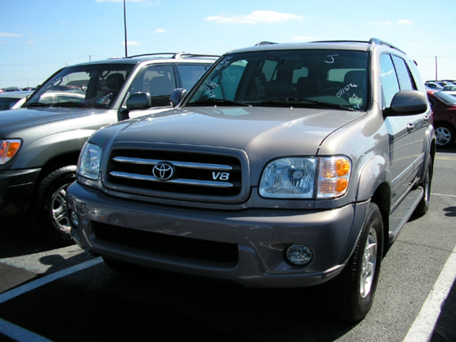 2001 Toyota Sequoia Photos