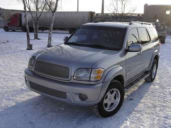 2001 Toyota Sequoia Photos