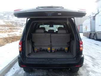 2001 Toyota Sequoia Pics