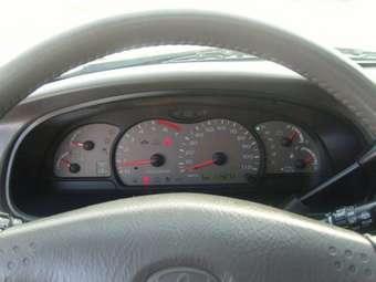 2001 Toyota Sequoia Photos