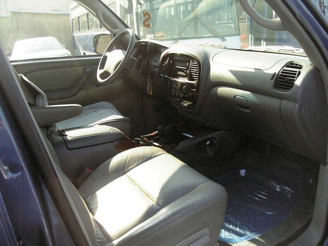 2002 Toyota Sequoia