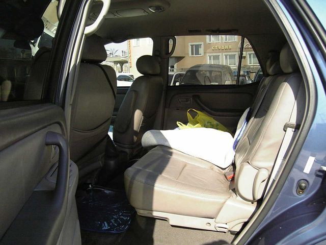 2002 Toyota Sequoia