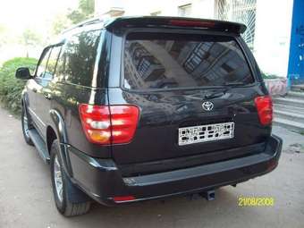 2002 Toyota Sequoia Photos