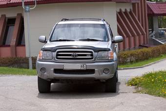 2002 Toyota Sequoia Photos