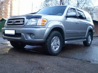 2002 Toyota Sequoia Pics