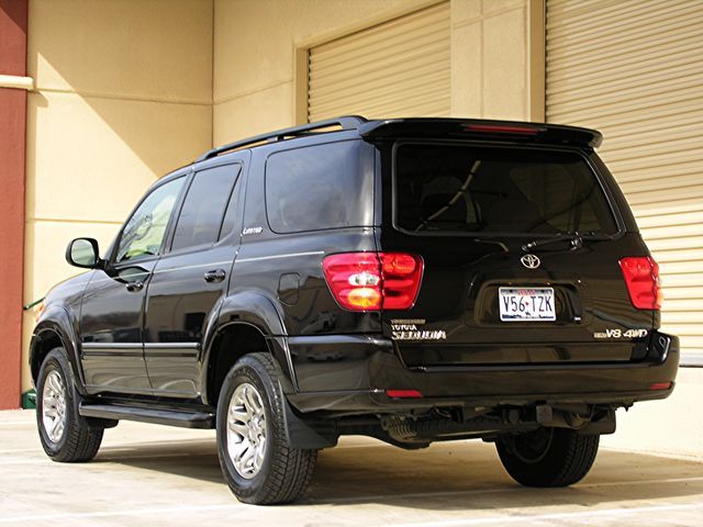 2003 Toyota Sequoia Photos