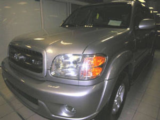 2003 Toyota Sequoia