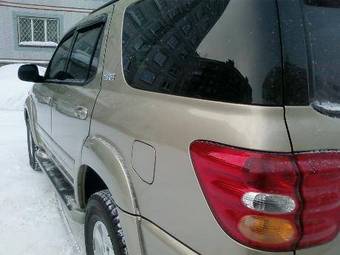 2003 Toyota Sequoia Pics