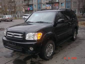 2003 Toyota Sequoia Pictures