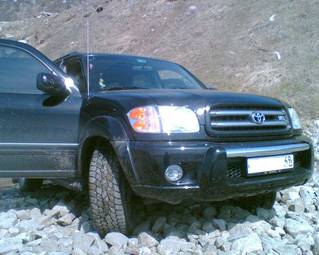 2003 Toyota Sequoia Photos