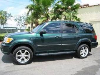 2004 Toyota Sequoia Images