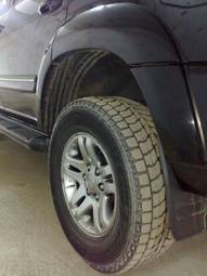 2005 Toyota Sequoia Pictures