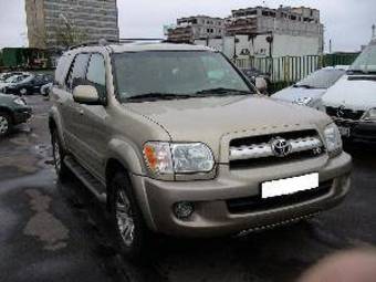 2005 Toyota Sequoia Photos