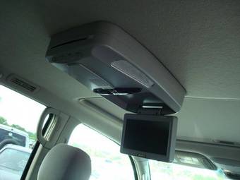 2005 Toyota Sequoia Pictures