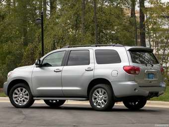 Toyota Sequoia