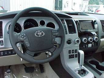 2008 Toyota Sequoia Photos