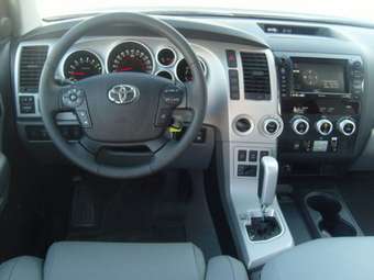 2008 Toyota Sequoia Pictures