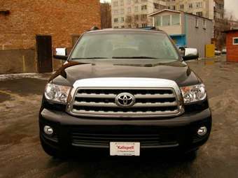 2008 Toyota Sequoia Photos