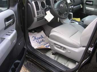 2008 Toyota Sequoia Wallpapers