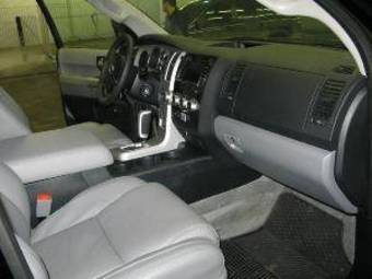 2008 Toyota Sequoia Wallpapers