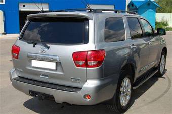 2008 Toyota Sequoia Photos