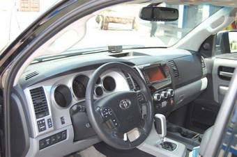 2008 Toyota Sequoia Pictures