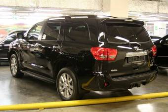 2008 Toyota Sequoia Pictures